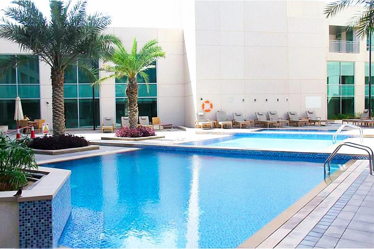 دبي Furnished Rentals - Burj Views A المظهر الخارجي الصورة